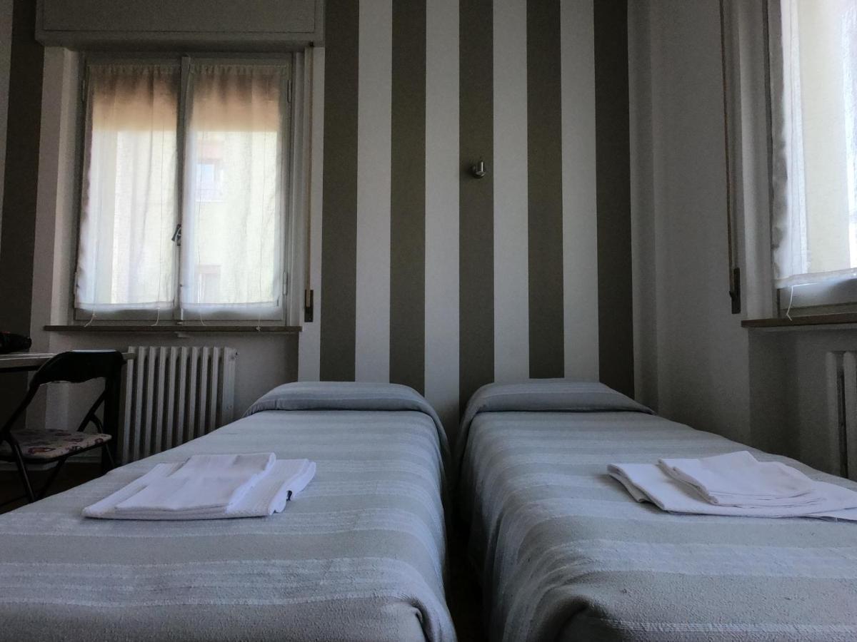 Gardenia Guest House Forli Luaran gambar